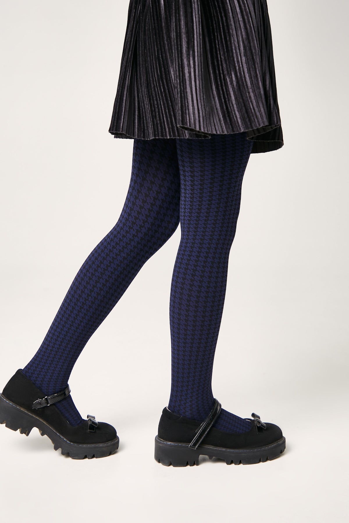 Conte Tights for girls - Olivia 60 Den
